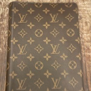 100% Authentic Louis Vuitton IPad Folio. Authenticated by ProAuthenticators.